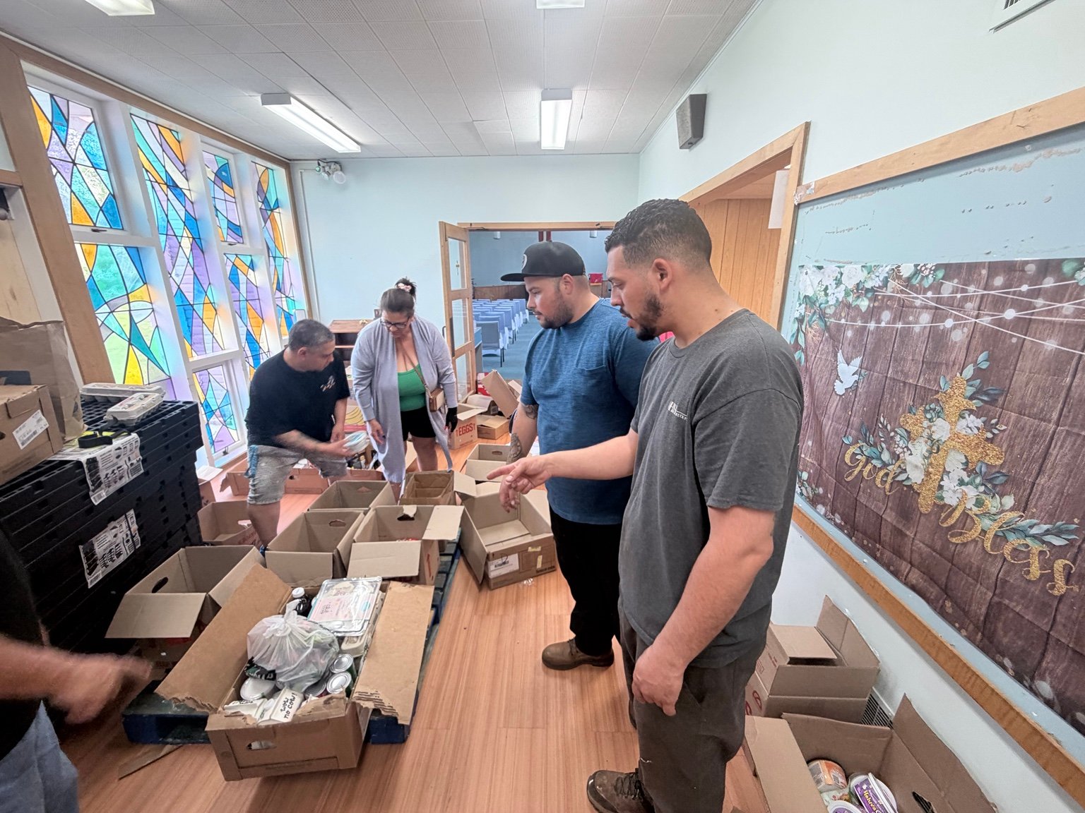 Working together to prepare food boxes